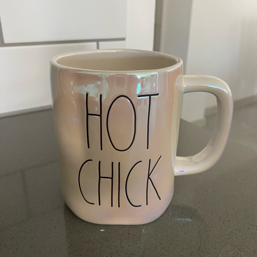 RAE DUNN IRIDESCENT MUG